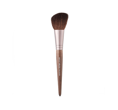 Artclass Multi Blender Brush is a luxurious makeup brush made of 100% wool.