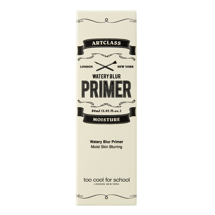 A blurring primer with a moist essence texture that fills skin with moisture and turns skin texture smooth.